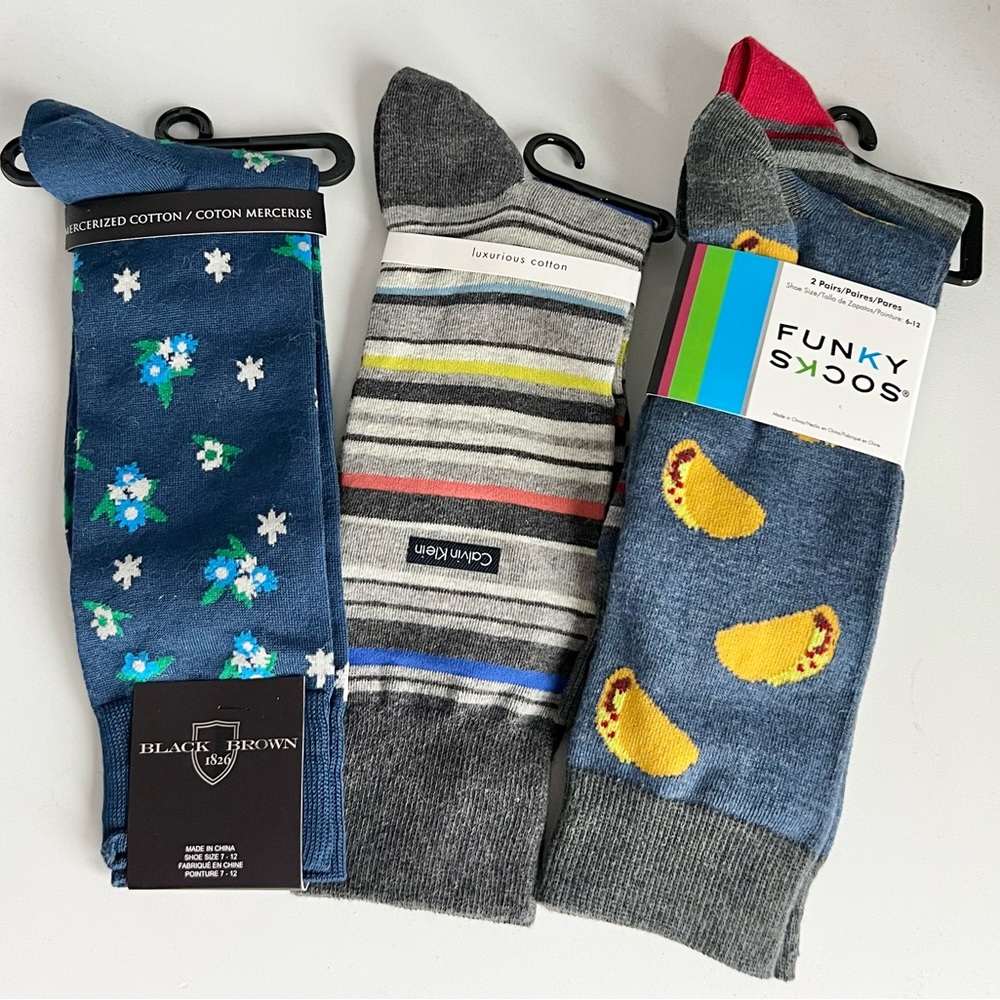 4 pairs of Men’s Dressy Socks Fun Patterns NWT